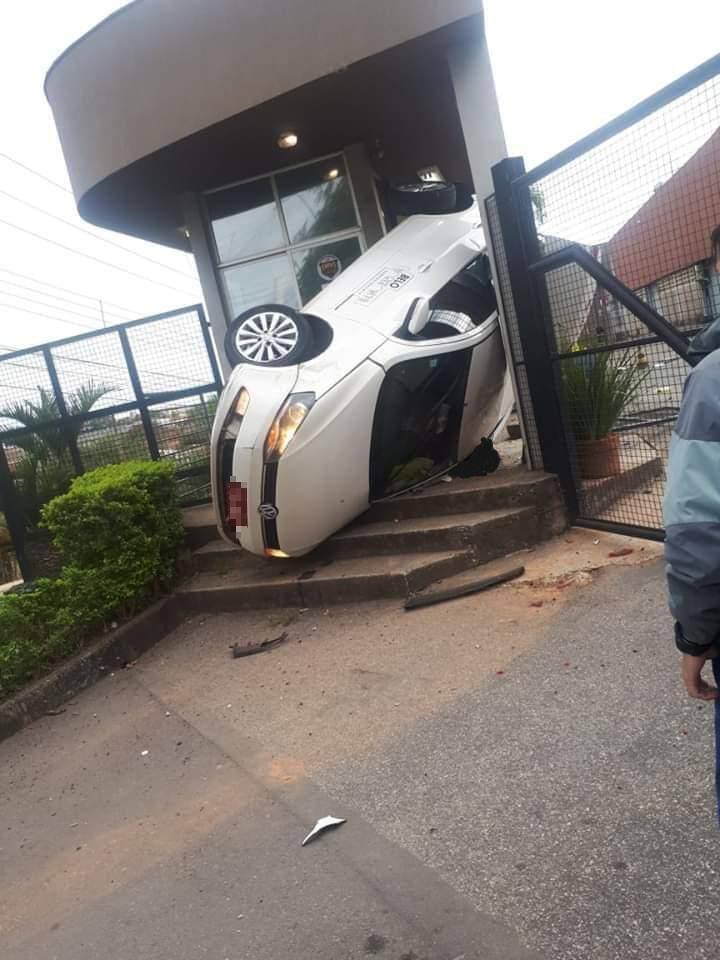 Acidente de carro em Ribeirão das Neves