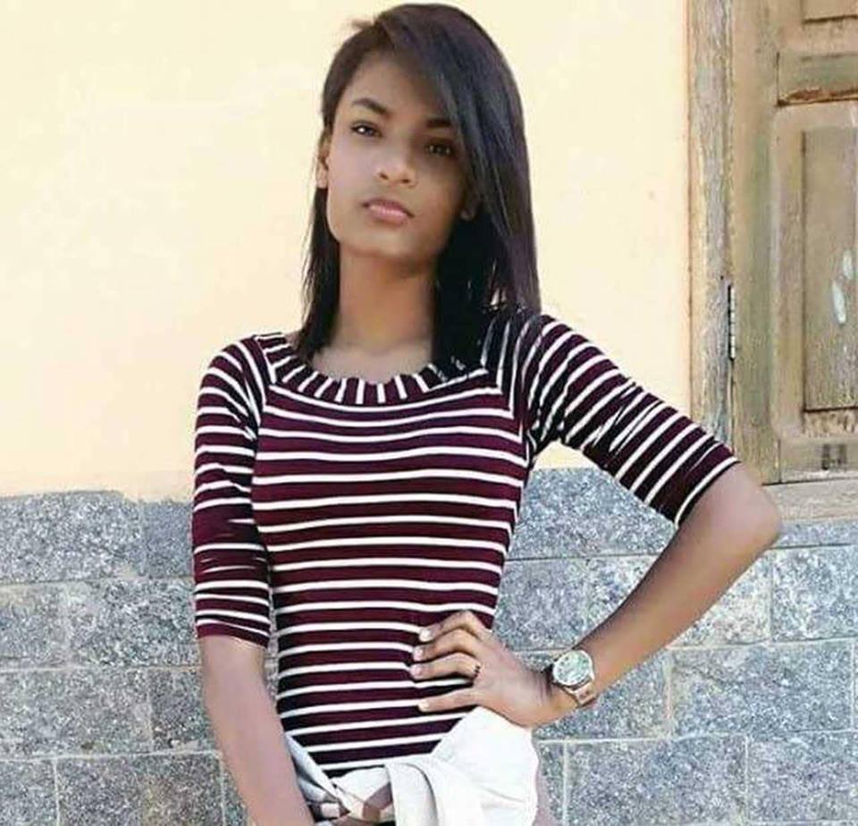 A menina caiu, bateu a cabeça nas pedras, depois foi levada pelas águas por cerca de cinco metros, até ser submersa e ficar presa nas pedras, se afogando