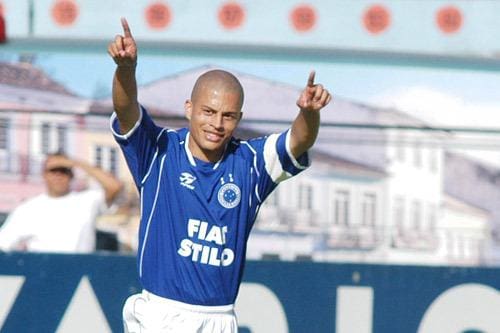 Alex foi o grande nome do Cruzeiro em 2003