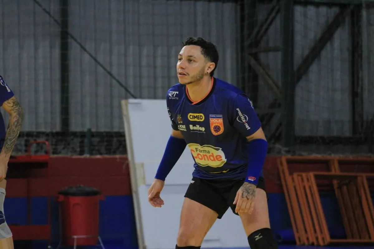 Rogerinho, líbero