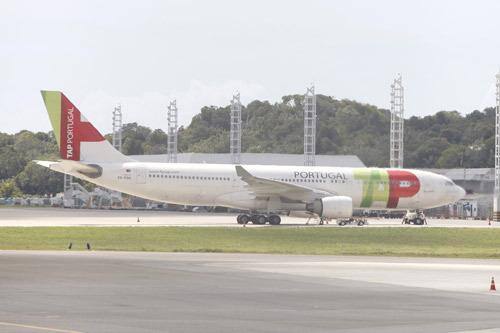Avião da TAP fez pouso forçado neste sábado