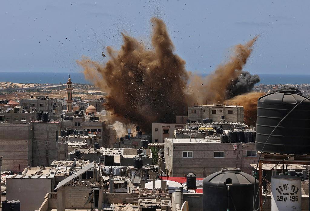 Diplomacia intensifica esforços de cessar-fogo enquanto ataques seguem em Gaza