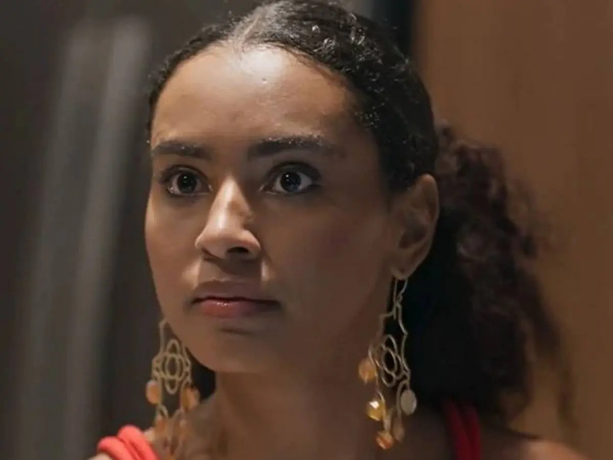 Gabz como Viola em 'Mania de Você'