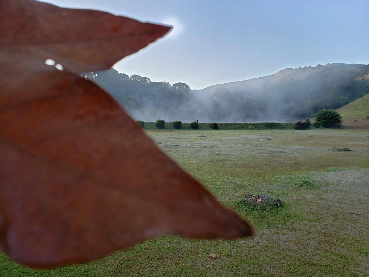 Monte Verde teve até geada neste sábado (9)