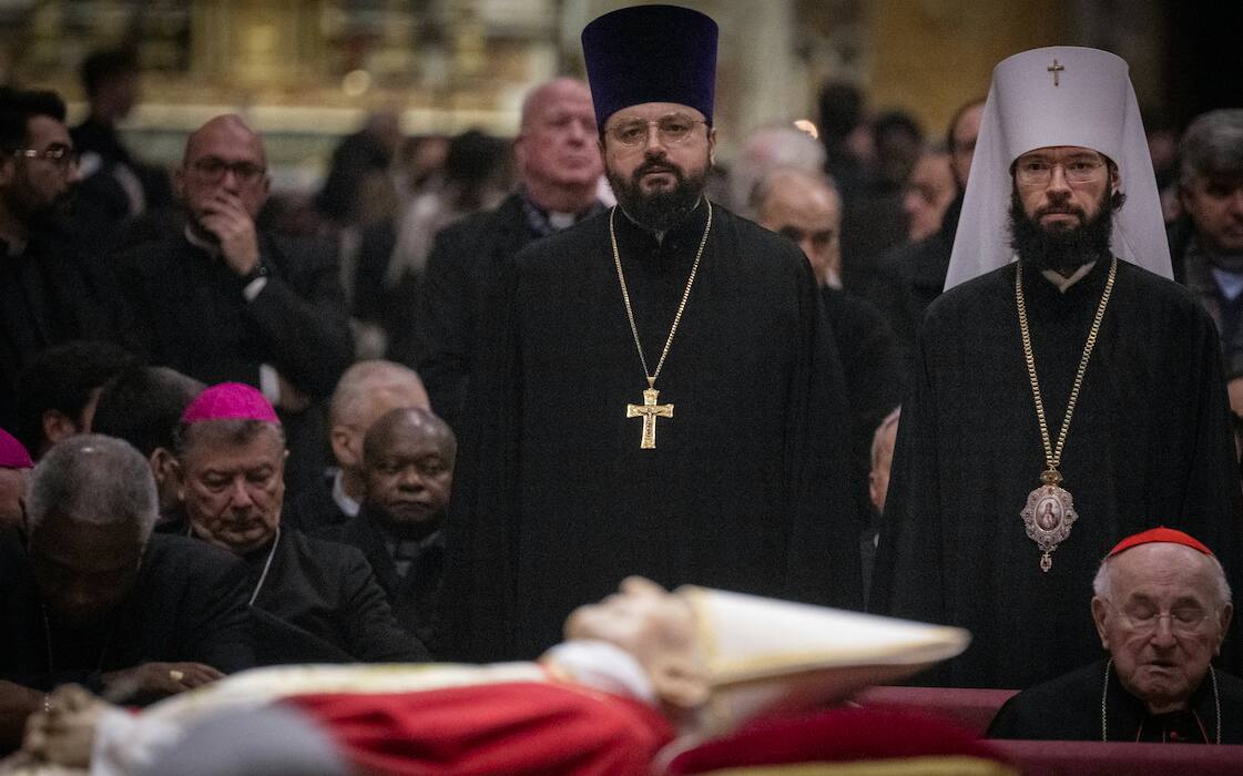 Corpo do papa emérito Bento 16, morto aos 95 anos, ficou exposto por 3 dias na Basílica de São Pedro, no Vaticano