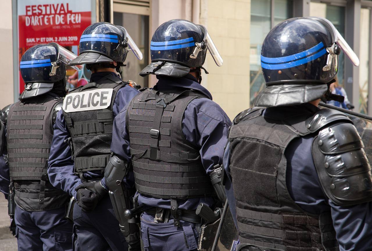 Corpo de menor decapitado é encontrado na França com possíveis marcas de canibalismo (foto ilustrativa)