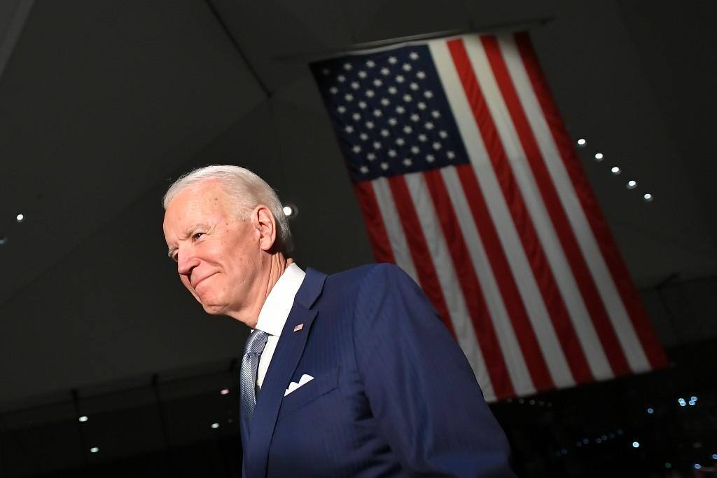 Joe Biden amplia vantagem sobre Bernie Sanders com vitória em estados importantes
