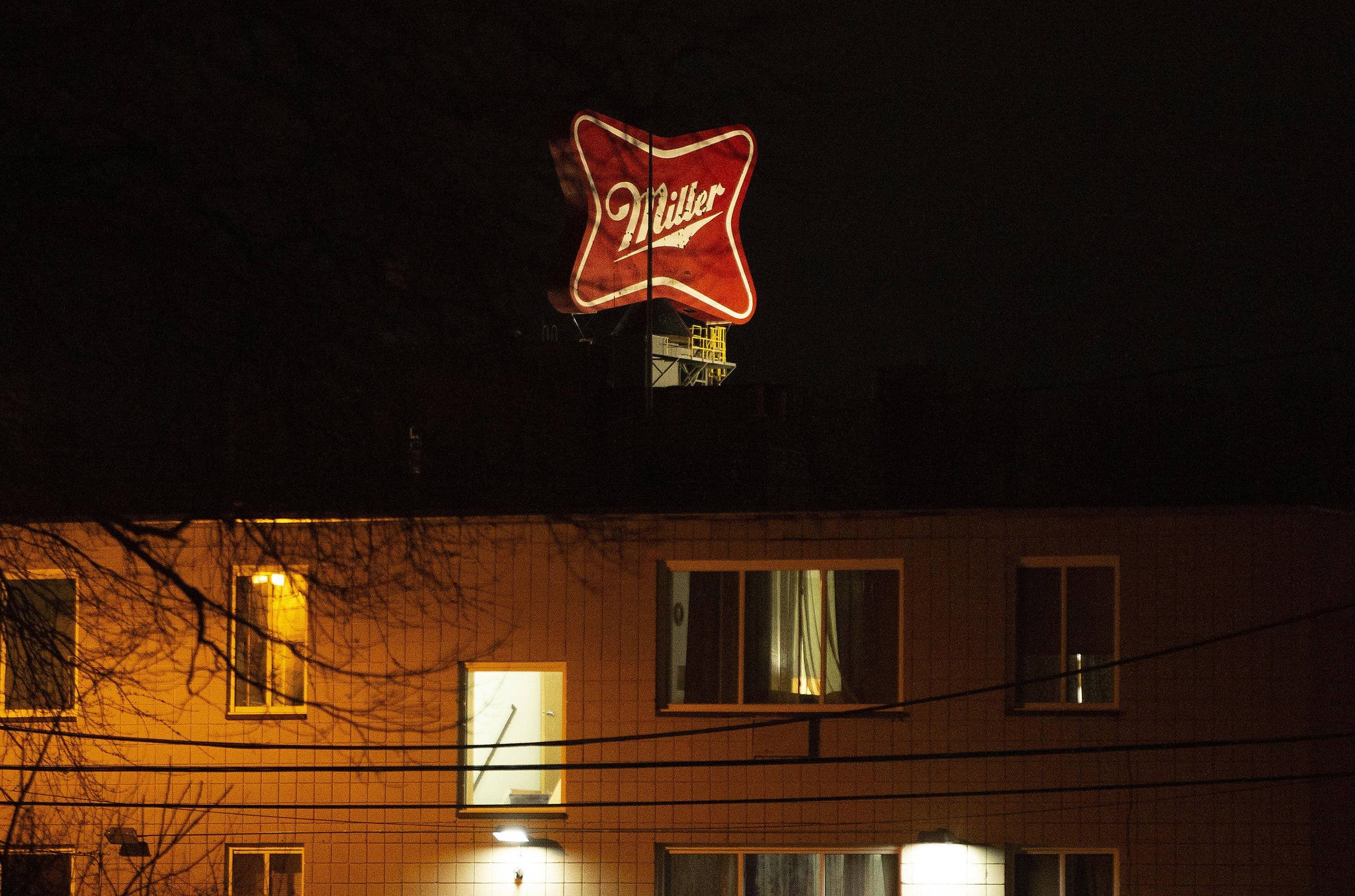 US-MULTIPLE-PEOPLE-SHOT-AT-MILLERCOORS-FACILITY-IN-MILWAUKEE