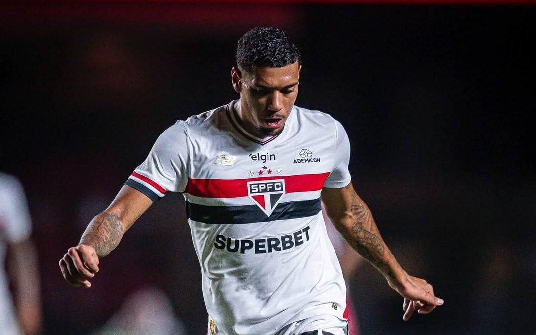 Tricolor tinha jogador emprestado até o dia 30 de junho (Foto: Reprodução)