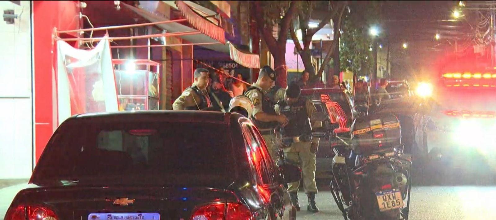 Dois homens foram mortos em bar do bairro Tupi B