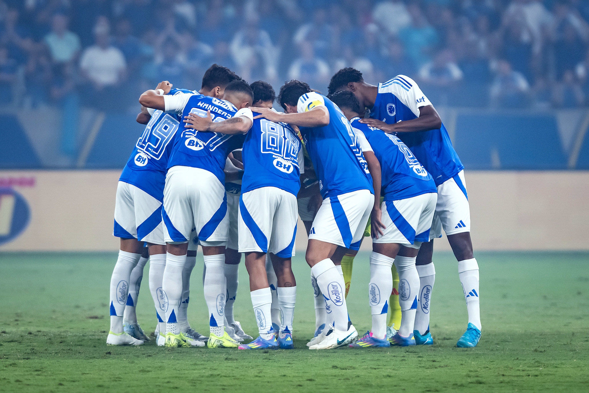 Cruzeiro, de Jardim, passou de time descartado a um virtual candidato ao título