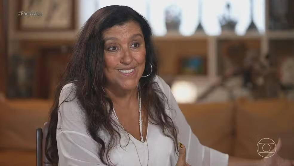 A atriz Regina Casé