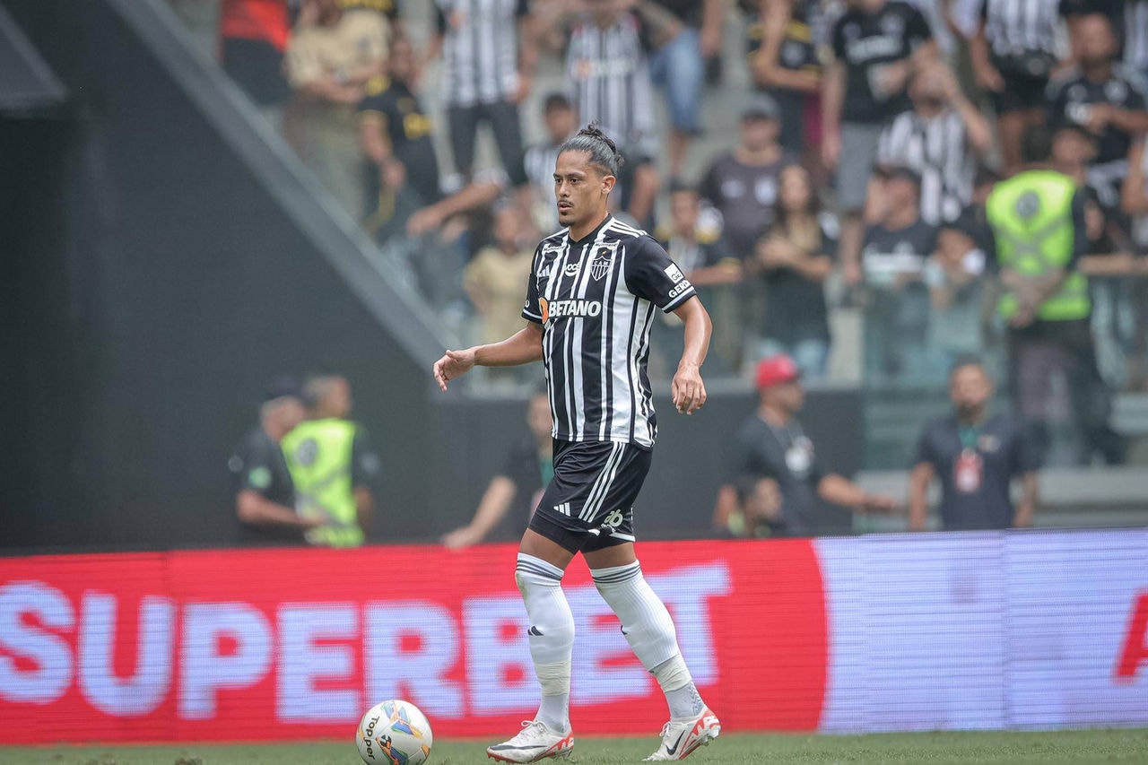 Maurício Lemos não vem sendo utilizado pelo técnico Gabriel Milito