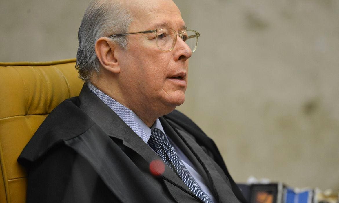 Ministro Celso de Mello, do Supremo Tribunal Federal, pediu que a Procuradoria Geral da República se manifeste sobre o vídeo da reunião de Bolsonaro com ministros citada por Moro