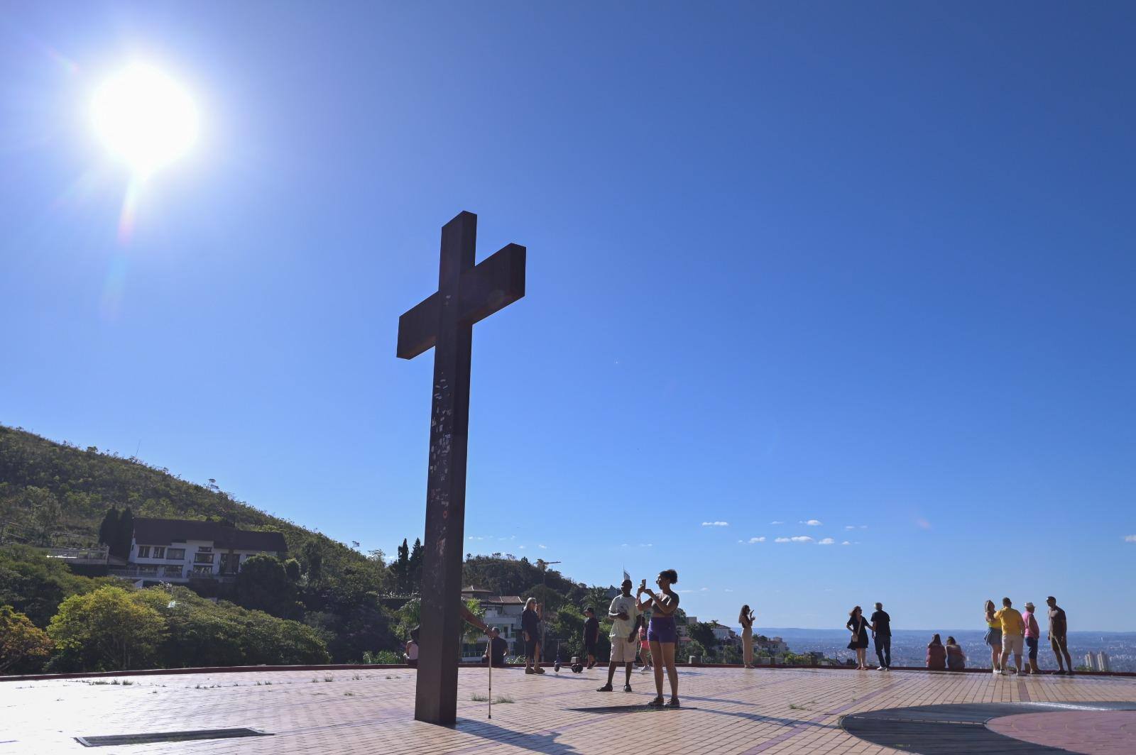 Em dias de calor intenso, é bom usar roupas leves e soltinhas