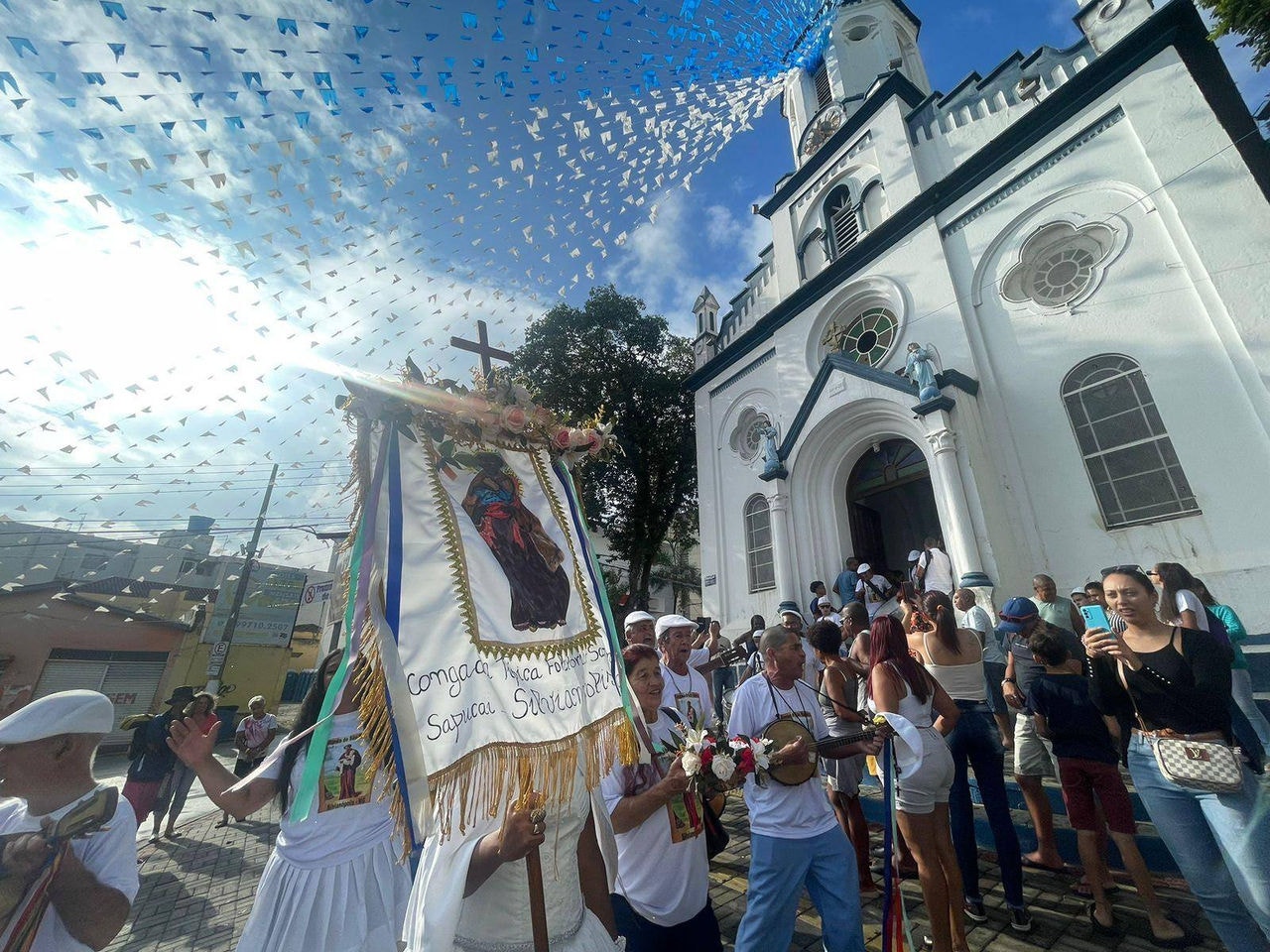 Festa acontece na igreja de São Benedito...