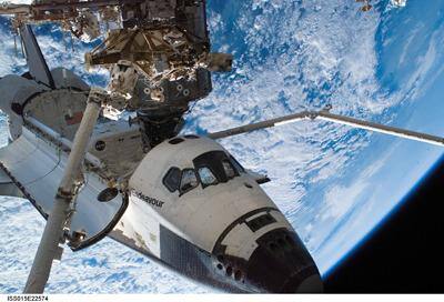O ônibus espacial Endeavour decolou nessa segunda-feira (8) para mais uma missão de 13 dias na Estação Espacial Internacional (ISS)