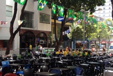 Savassi bars get ready to host big crowd during matches this Friday (4)