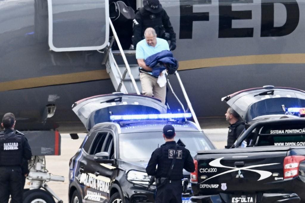 O deputado federal Chiquinho Brazão (RJ), quando desembarcou em Brasília após ser preso no Rio de Janeiro