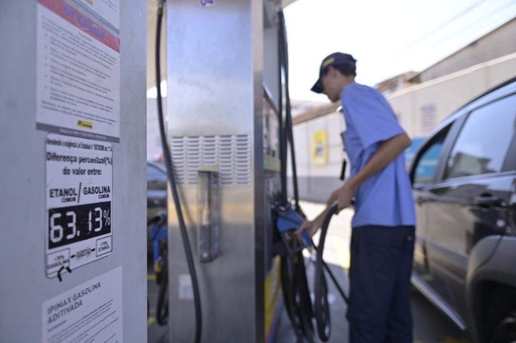 O etanol continua mais vantajoso que a gasolina para o motorista em Belo Horizonte