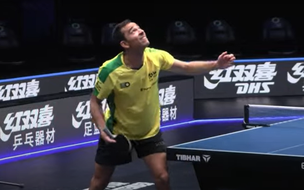 Hugo Calderano em ação durante o WTT Star Contender da Eslovênia (Cazé TV/Reprodução)