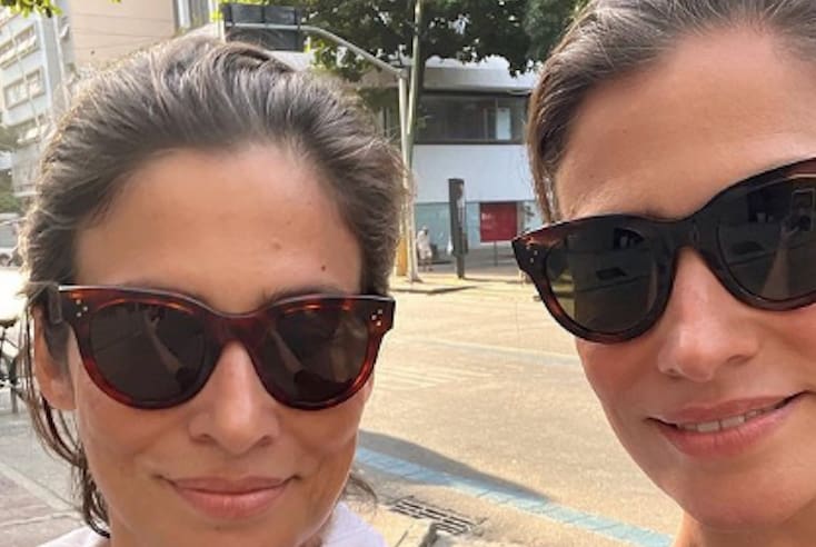 Renata Vasconcellos e a irmã gêmea Lanza Mazza