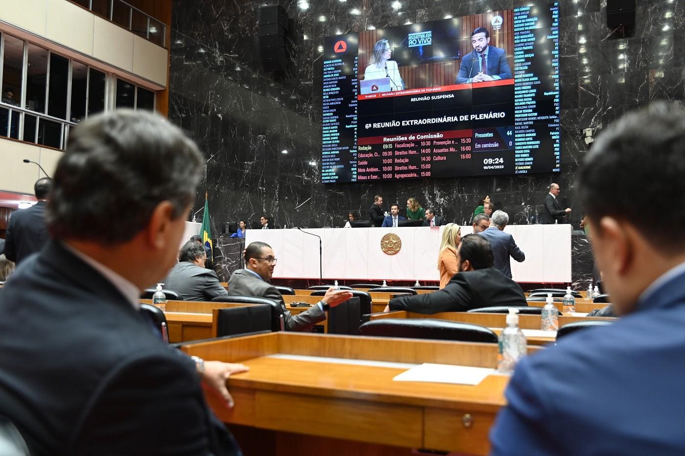 ALMG retira Detran da Polícia Civil
