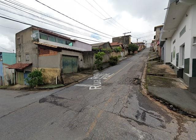 Reinaldo reclama dos acidentes frequentes no encontro das ruas Renânia e Paranan