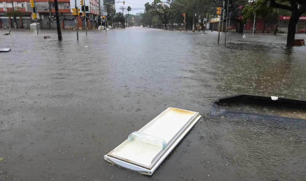 Cidade voltou a sofrer com alagamentos