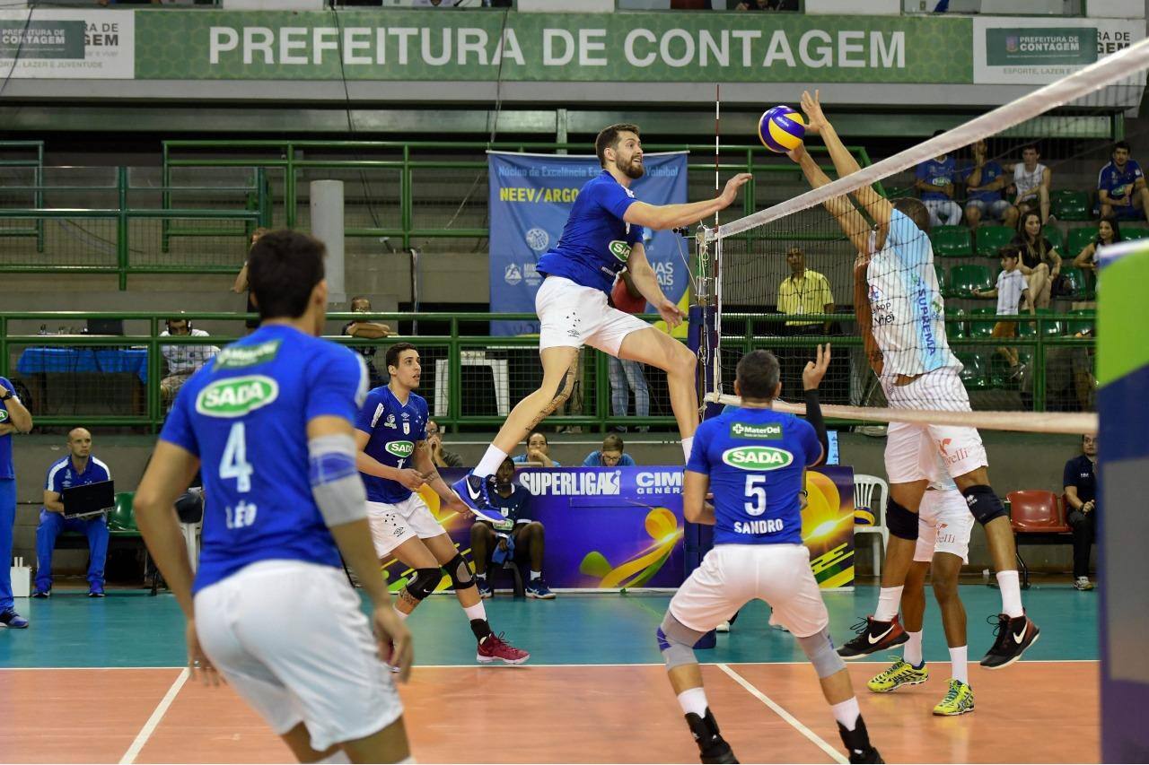 Sada venceu por três sets a zero