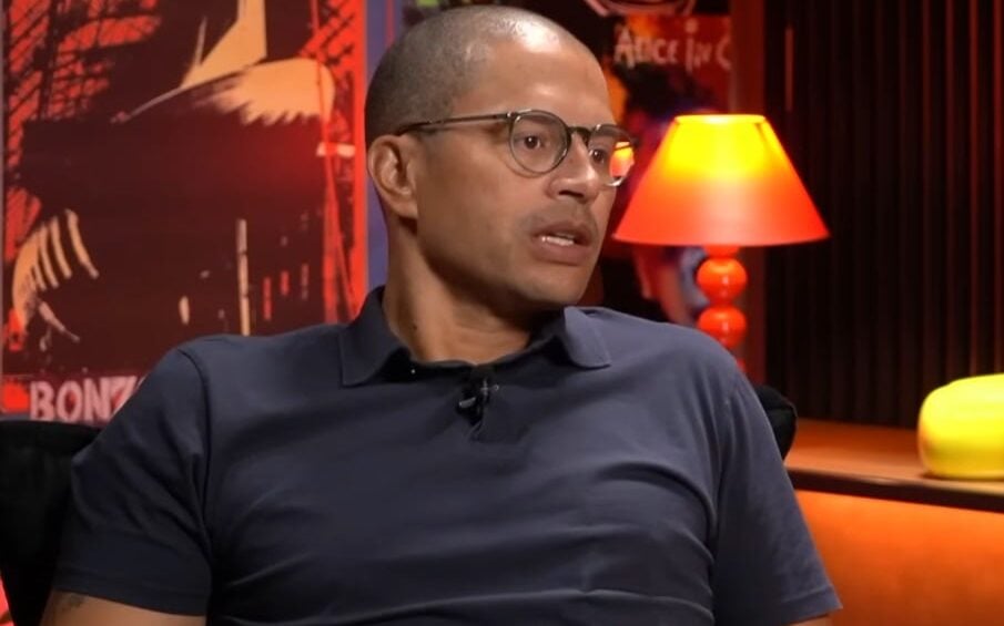 Alex acertou com novo clube (Foto: reprodução/benja me mucho)