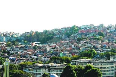 IBGE calculou população em favelas no Brasil 
