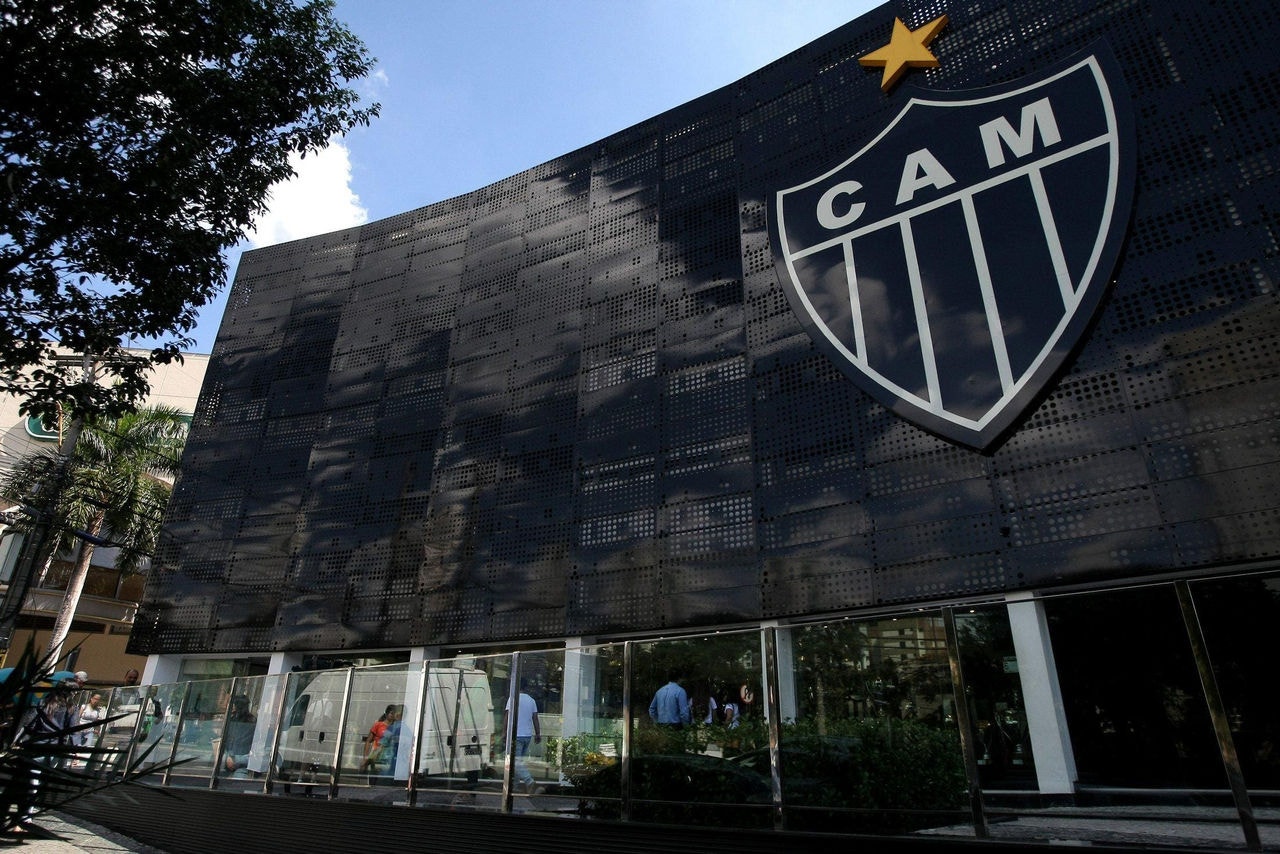 Atlético busca novo treinador no mercado