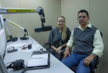 Radio Super Noticia FM  - Belo Horizonte, Mg.  Programa 50 e Ta . Na foto: Entrevista com Jose Mauricio , psicologo e psicanalista   . Fotos: Leo Fontes / O Tempo - 10.11.17