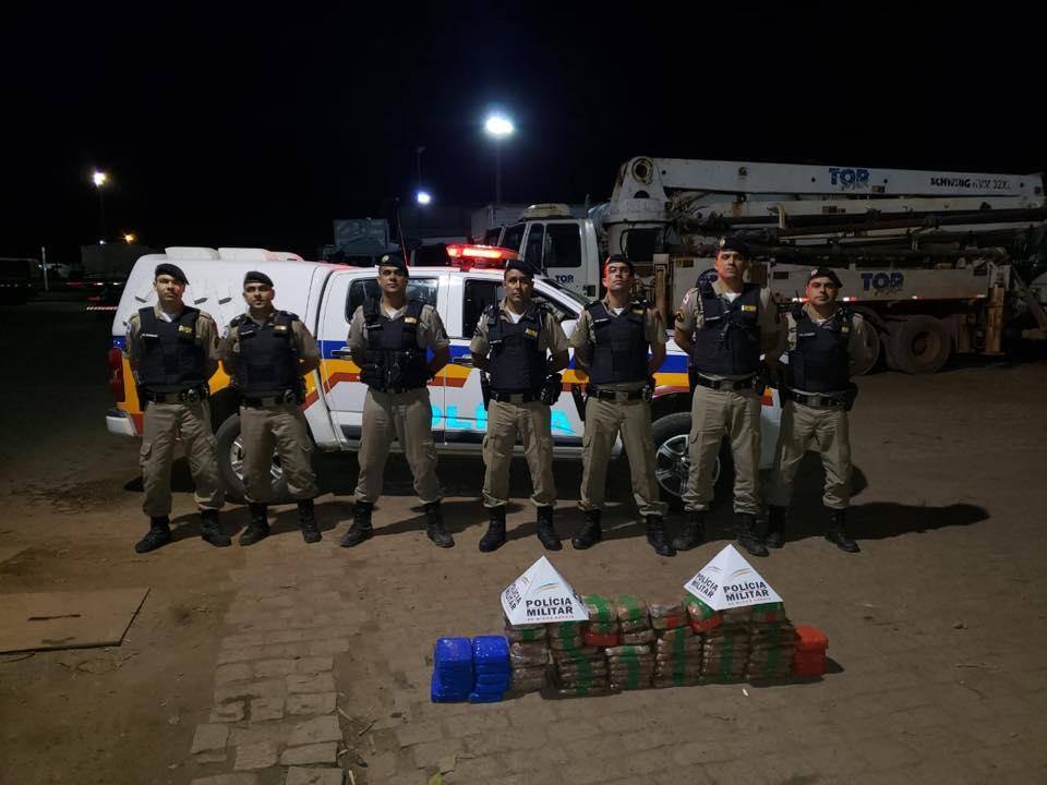 PM apreende 137 kg de pasta base de cocaína em Bom Despacho