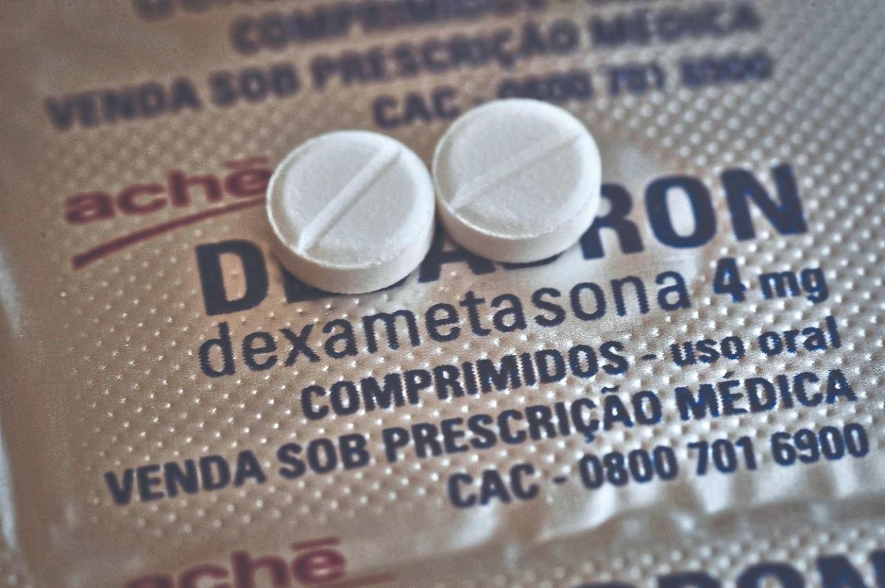 A dexametasona é um corticoide barato e pode se tornar grande aliada no tratamento de pacientes em estado grave