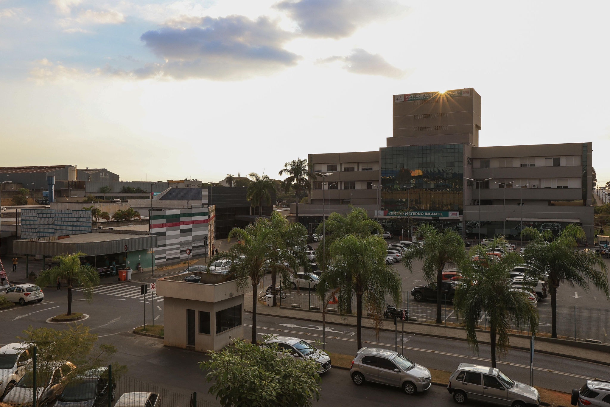 Idoso de 70 anos está internado no Hospital Municipal de Contagem desde o dia 11 de maio