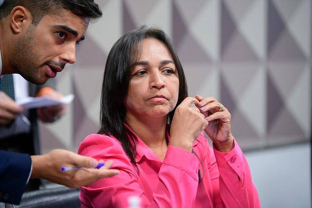 Parte dos requerimentos de convocação para depoimentos na CPMI do 8/1 foi apresentada pela relatora, senadora Eliziane Gama