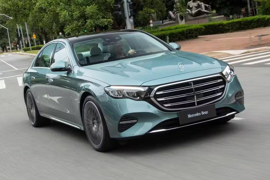 Novo Mercedes-Benz Classe E chega ao Brasil por R$ 640 mil