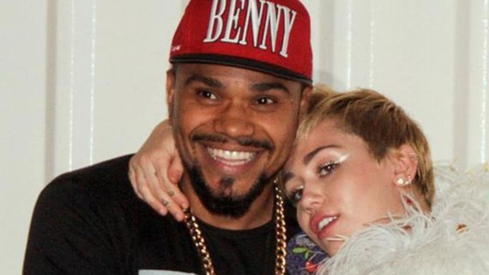 Naldo e Miley Cyrus