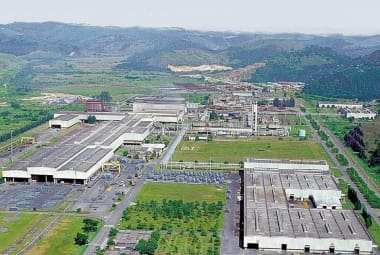 Aço. ArcelorMittal tem forte presença em Minas, com unidades em Juiz de Fora (foto) e Monlevade