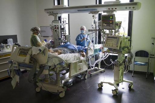 leitos hospitais internações coronavírus síndrome gripal forte respiradores