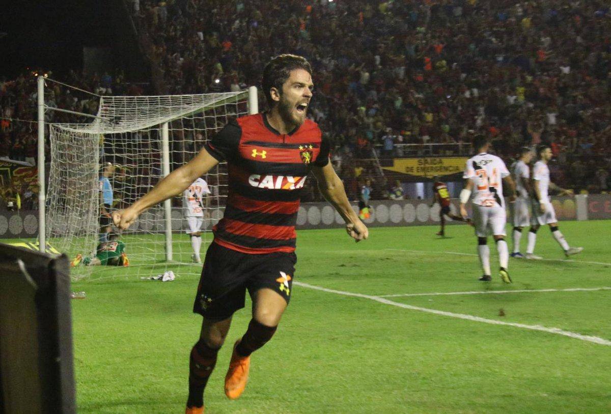 Sport derrota o Vasco no Recife e ganha fôlego no Brasileiro