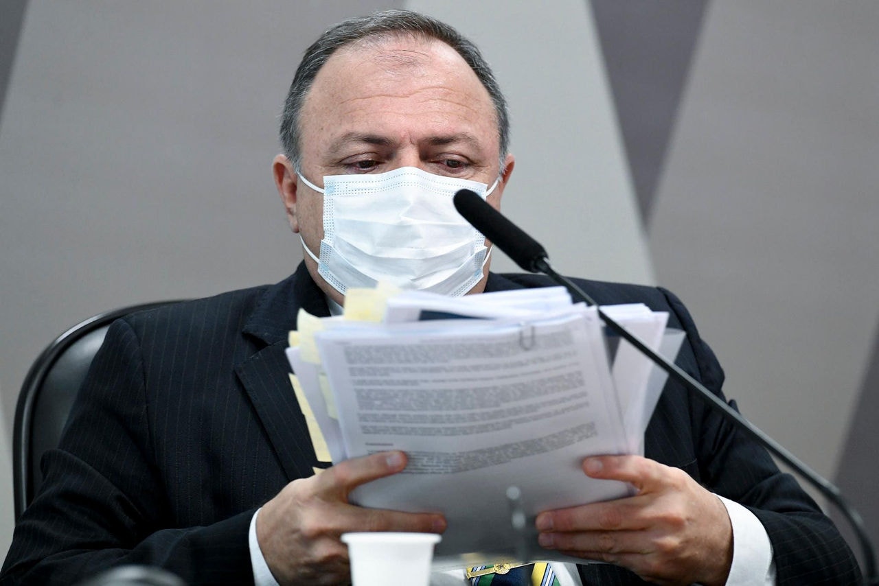 Eduardo Pazuello, ex-ministro da Saúde do governo Bolsonaro, é interrogado na CPI da Covid no Senado