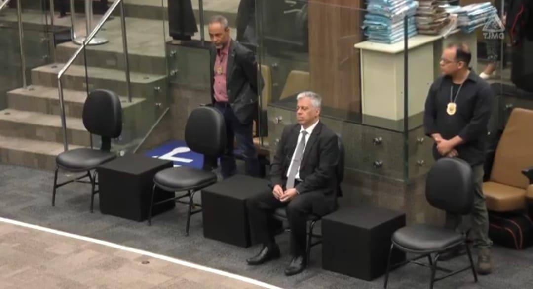 Promotor André de Pinho no banco dos réus