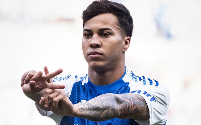 Kaio Jorge e a comemoração de gol característica, mostrada 15 vezes neste Brasileirão (Foto: Gustavo Aleixo/Cruzeiro)