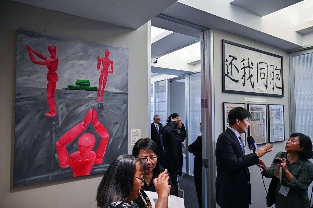 Dissidentes chineses recebem visitantes e jornalistas no novo museu, dedicado a relembrar massacre de 1989