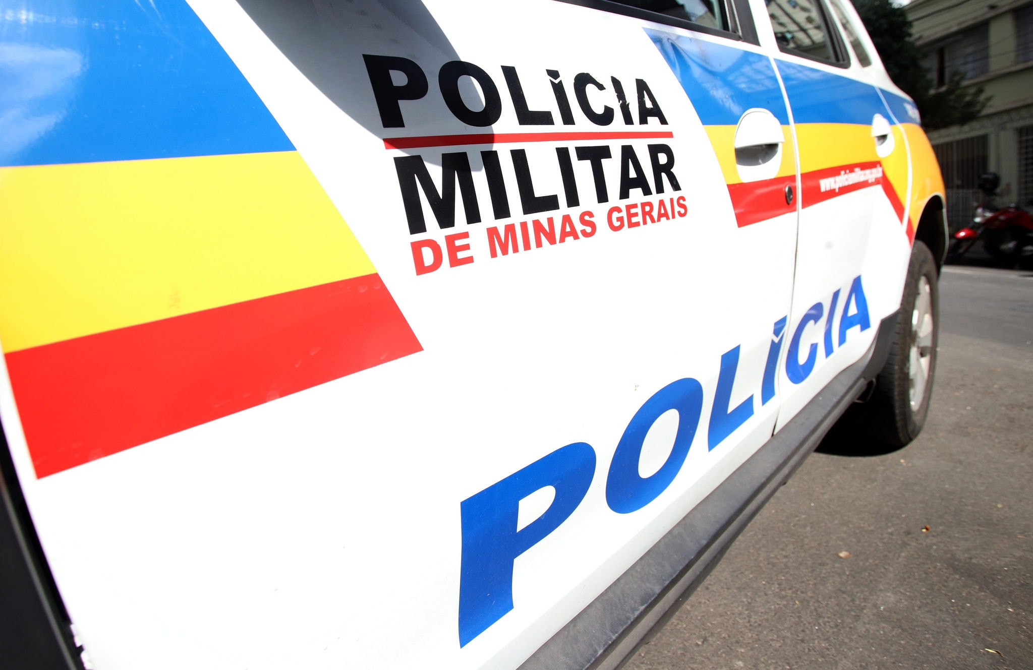 Vítima foi atacada pelas costas após desentendimento com funcionária