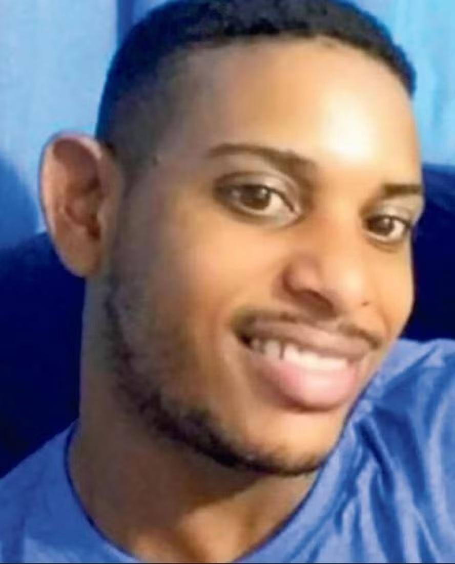 Davi foi abordado enquanto retornava para casa após participar de uma atividade voluntária na igreja evangélica local, onde era ativo como obreiro