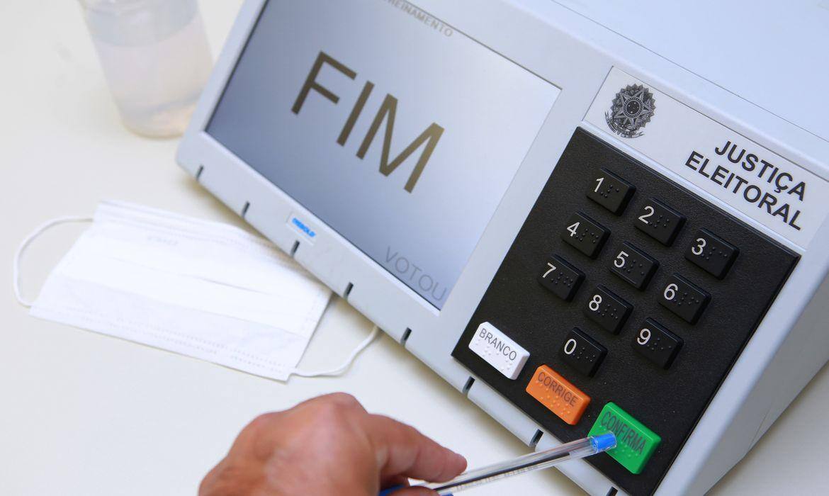 Mais de 636 mil pessoas deixaram de votar no 2º turno 